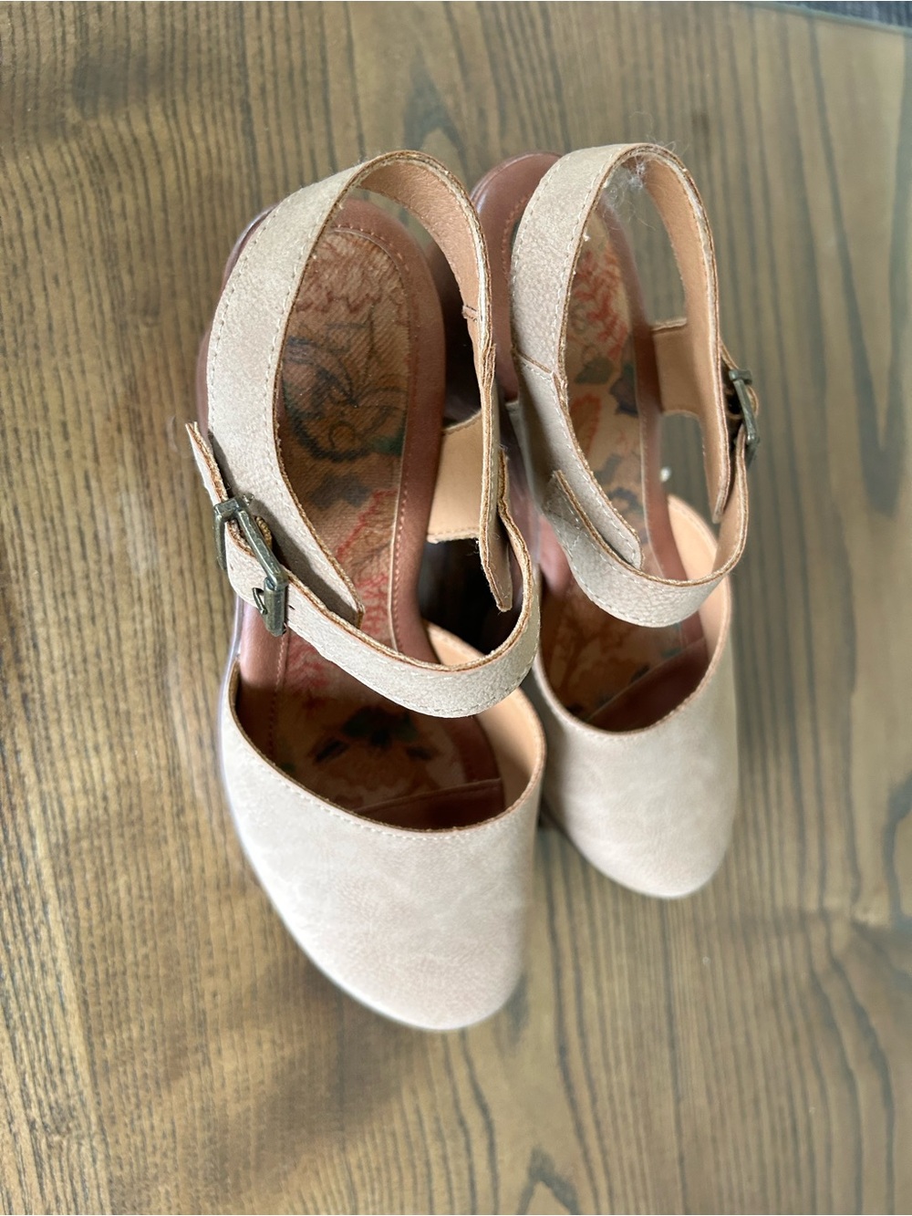 BOC CLOG SANDAL - Picture 2 of 8